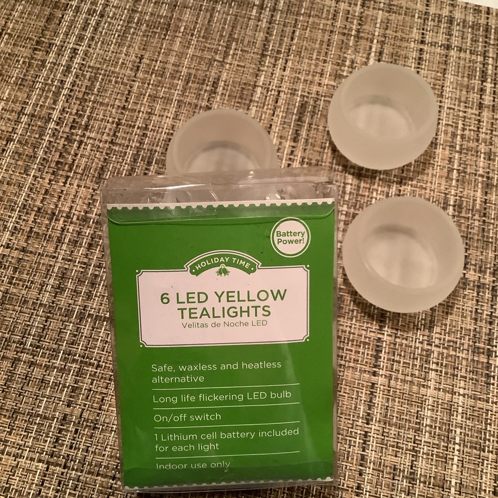 💲Sale Holiday Time LED tealights and holders.